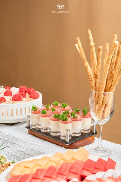 forevermark-monan-teabreakoutside-11